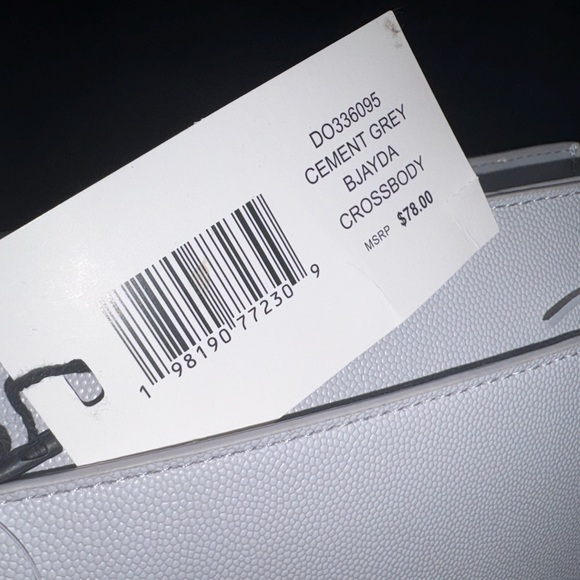 Steve Madden Light Gray Crossbody Bag with Pouch - Picture 7 of 7